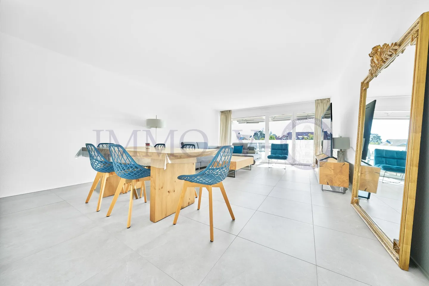 Appartamenti moderni con grande balcone - Foto 2 di 7