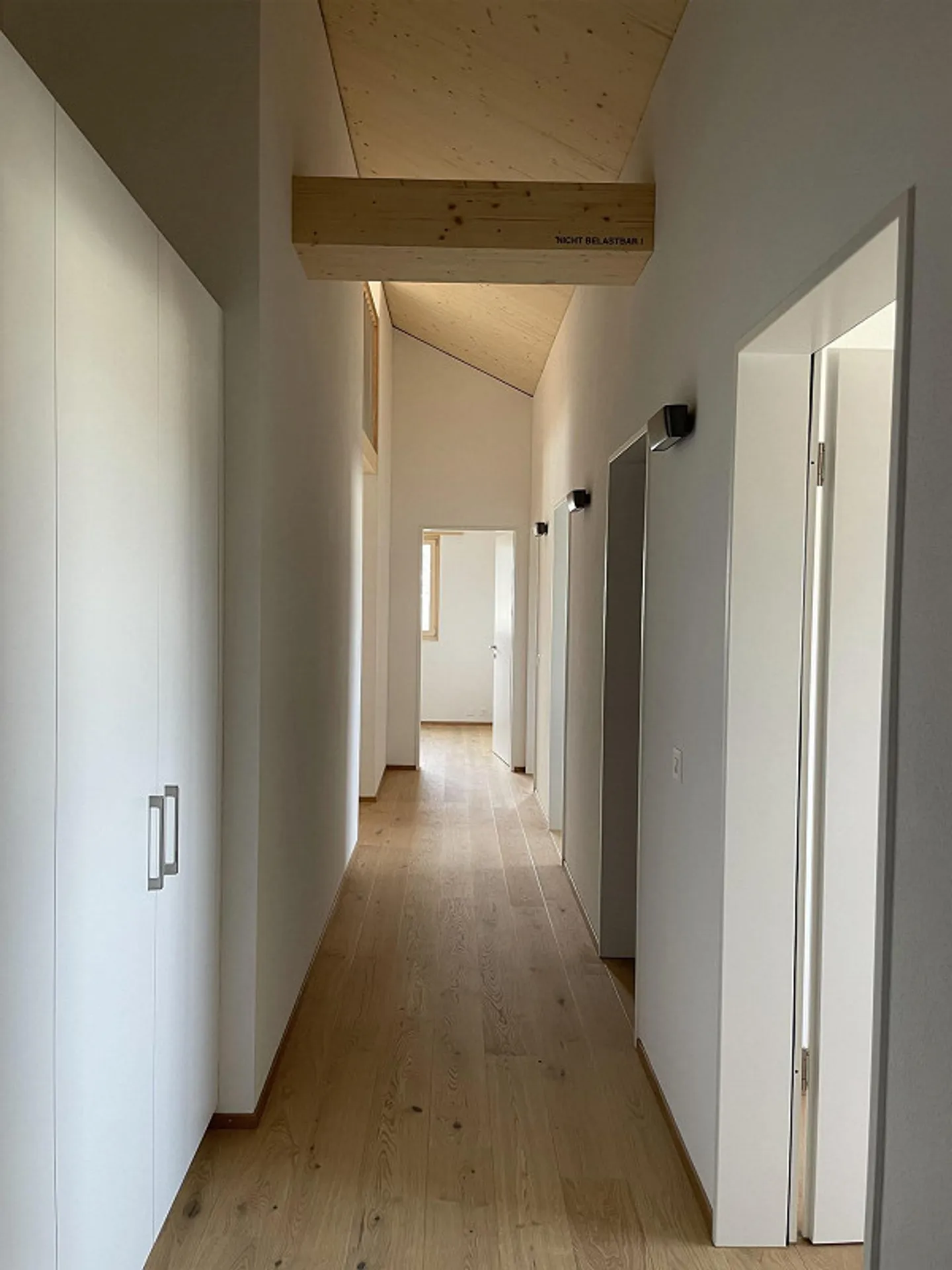 Nuovo appartamento attico di 4 1/2 locali con galleria - Foto 7 di 17