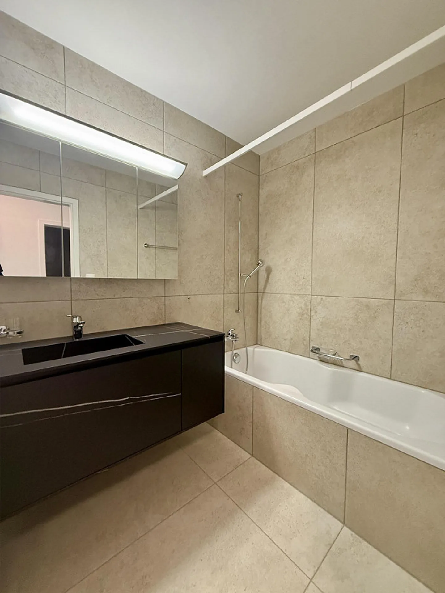 Appartamento 4.5 locali in una zona rurale ma vicino al centro - Foto 8 di 11