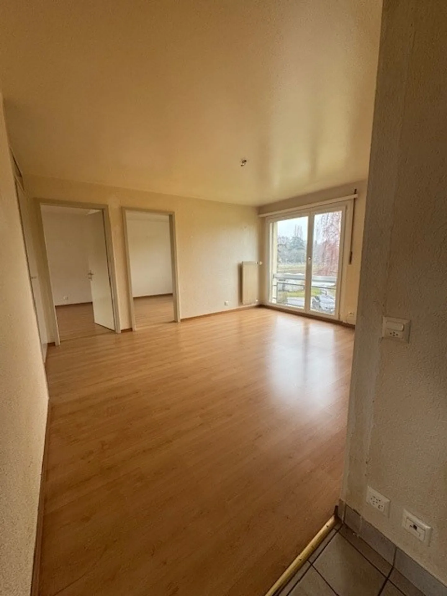 Appartement Charmant Près du Lac - Photo 3 sur 6