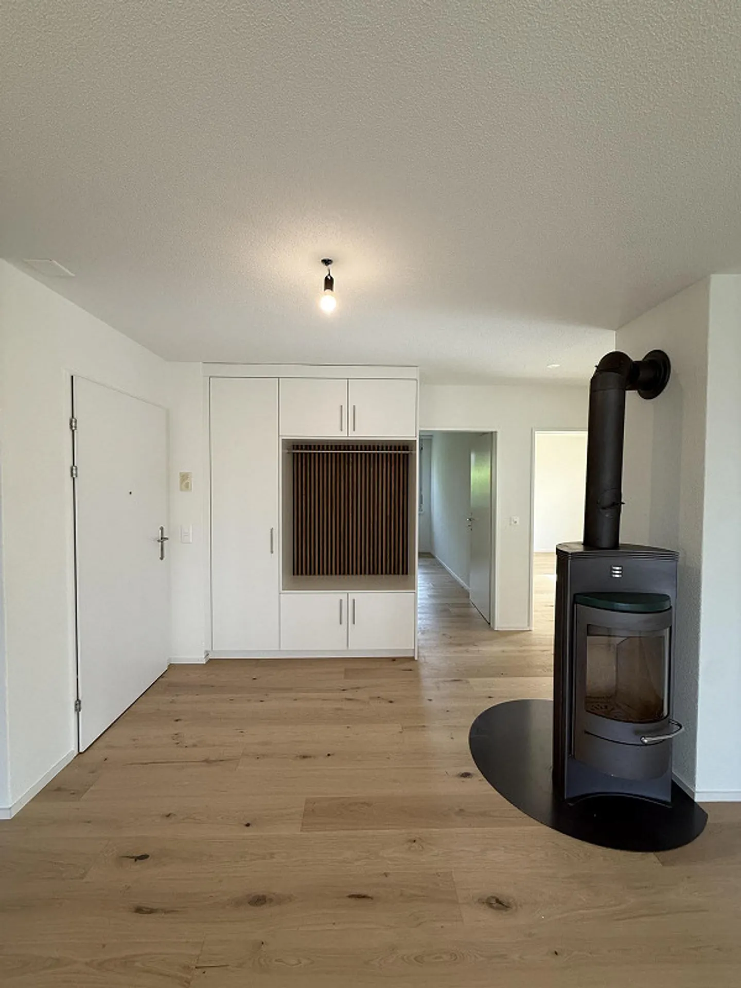 4.5 Room Apartment in Winkel - Photo 5 of 13