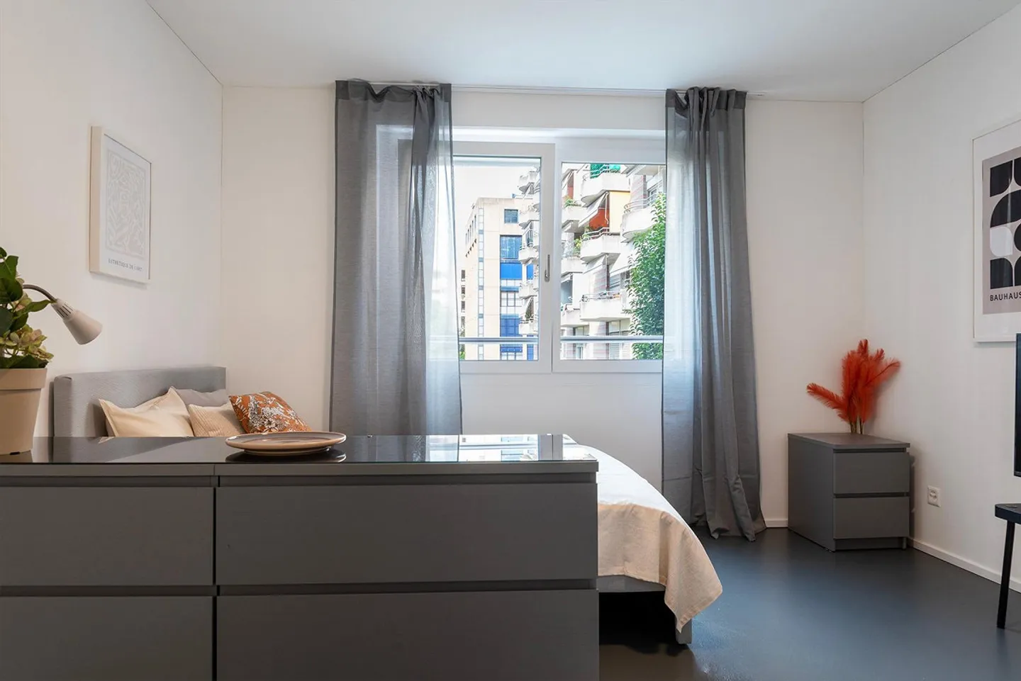 Bright 1.5 rooms in a central area - Photo 4 of 4