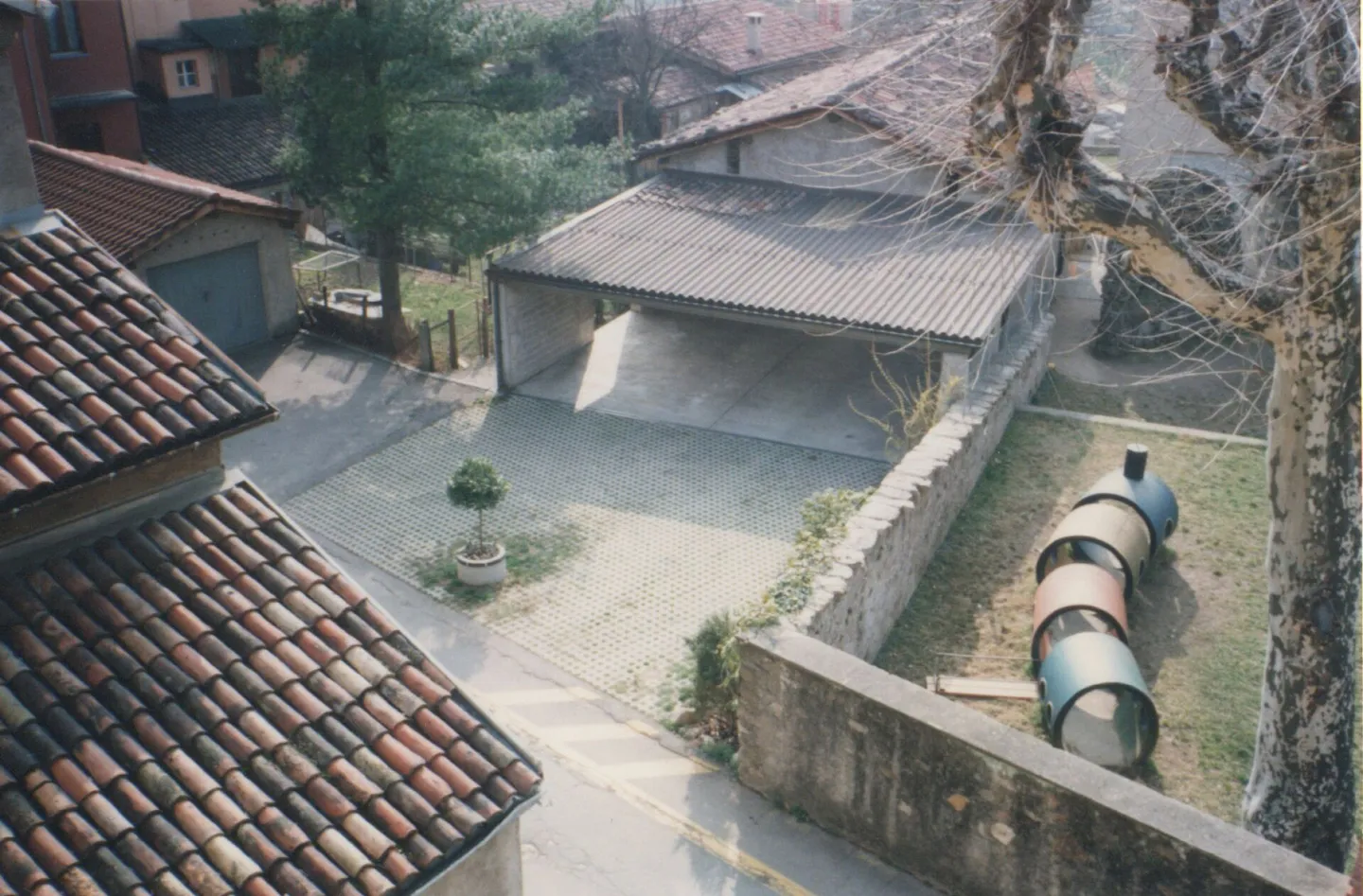 Antica casa di nucleo con giardino e parcheggi (edificata nell'anno 1850) - Foto 19 di 23