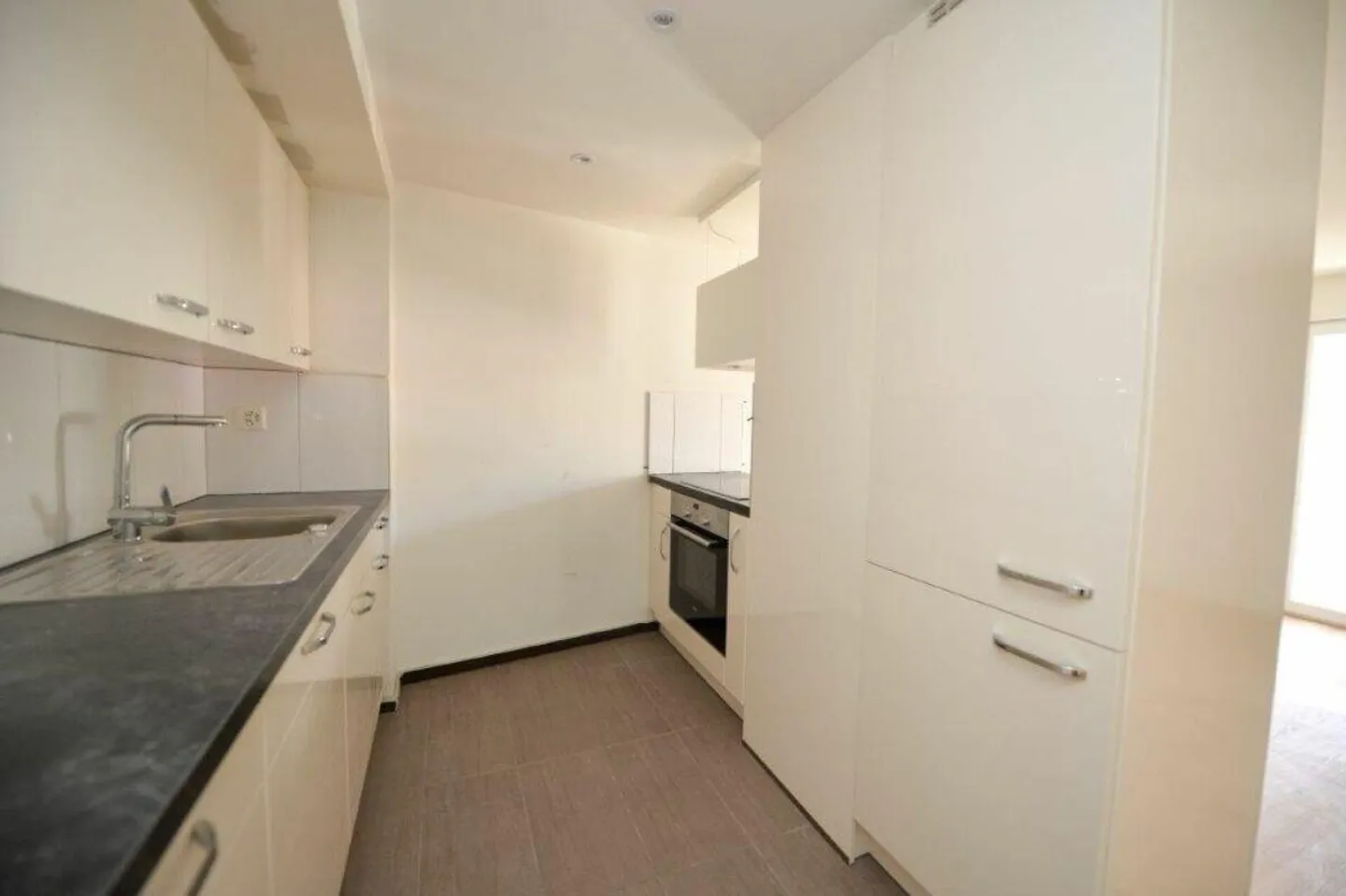 Moderne Wohnung - Foto 2 von 9