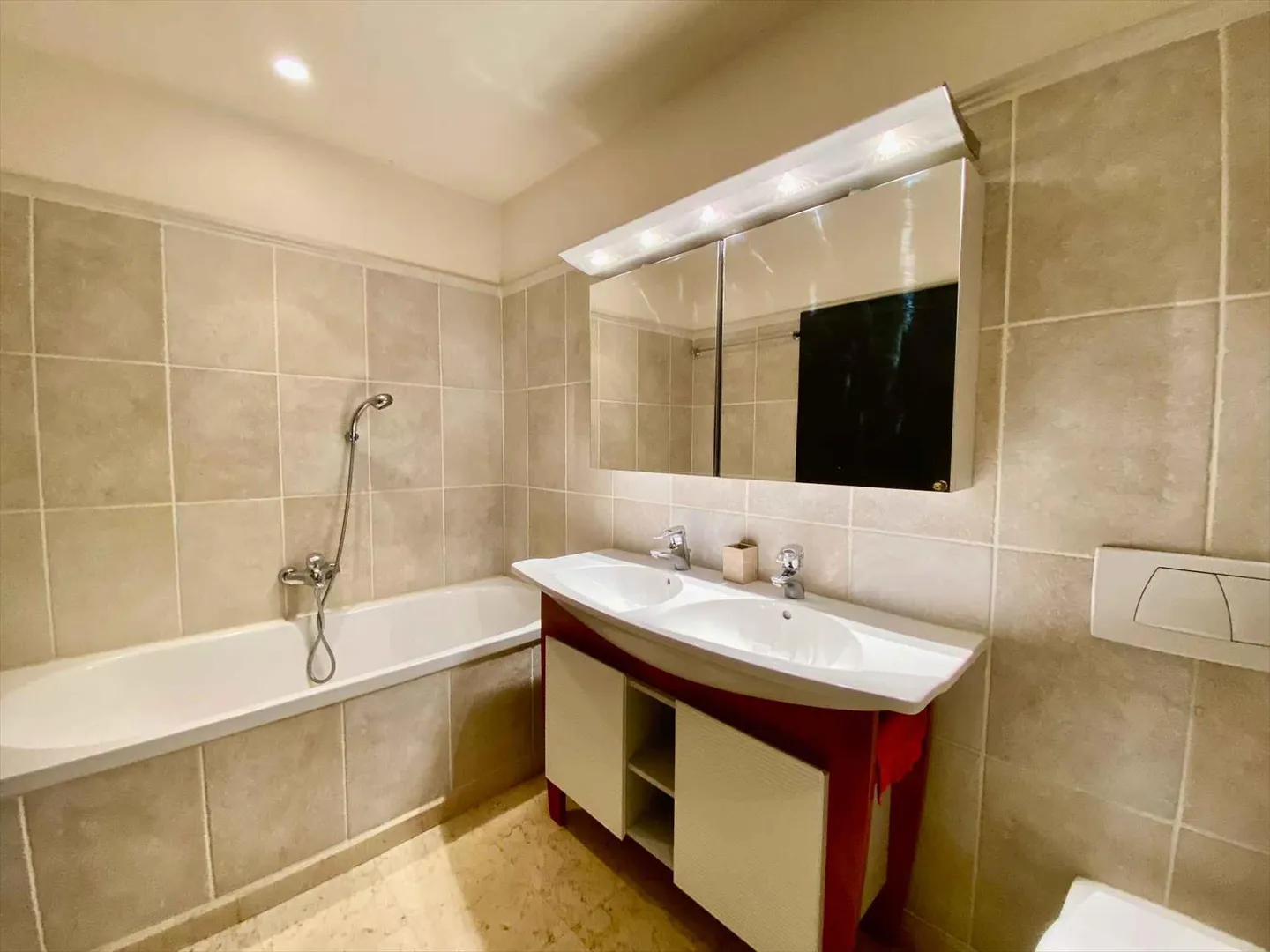 Appartement 4 pièces - Photo 9 sur 12