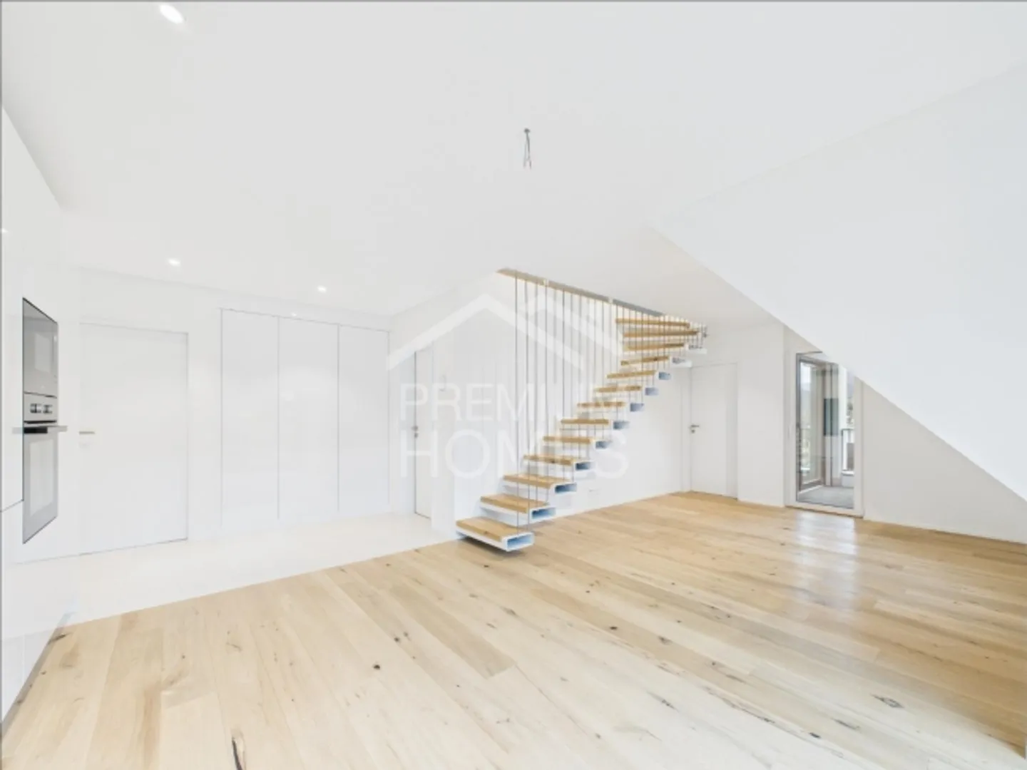 Your private attic oasis - light, space, and joy of living - Photo 2 of 4