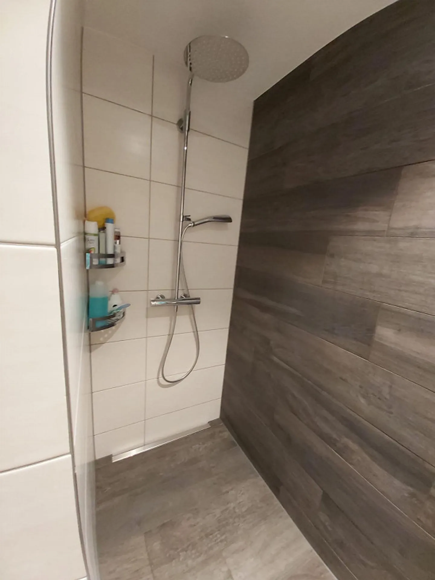 Modern 4.5-room maisonette penthouse apartment 135m2 - Photo 6 of 15