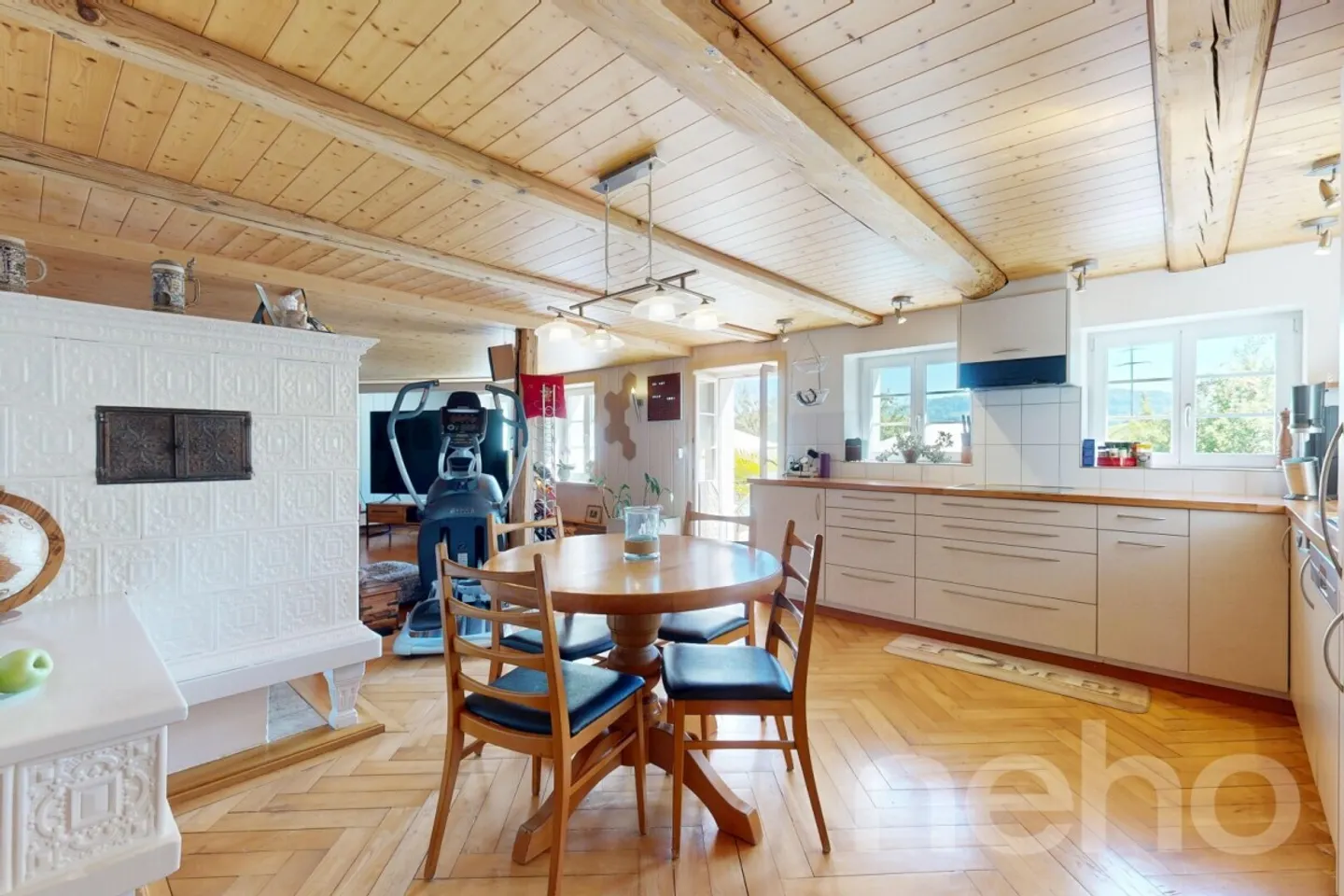 Proprietà equestre ideale con 3 appartamenti a Bischofszell - Foto 4 di 12