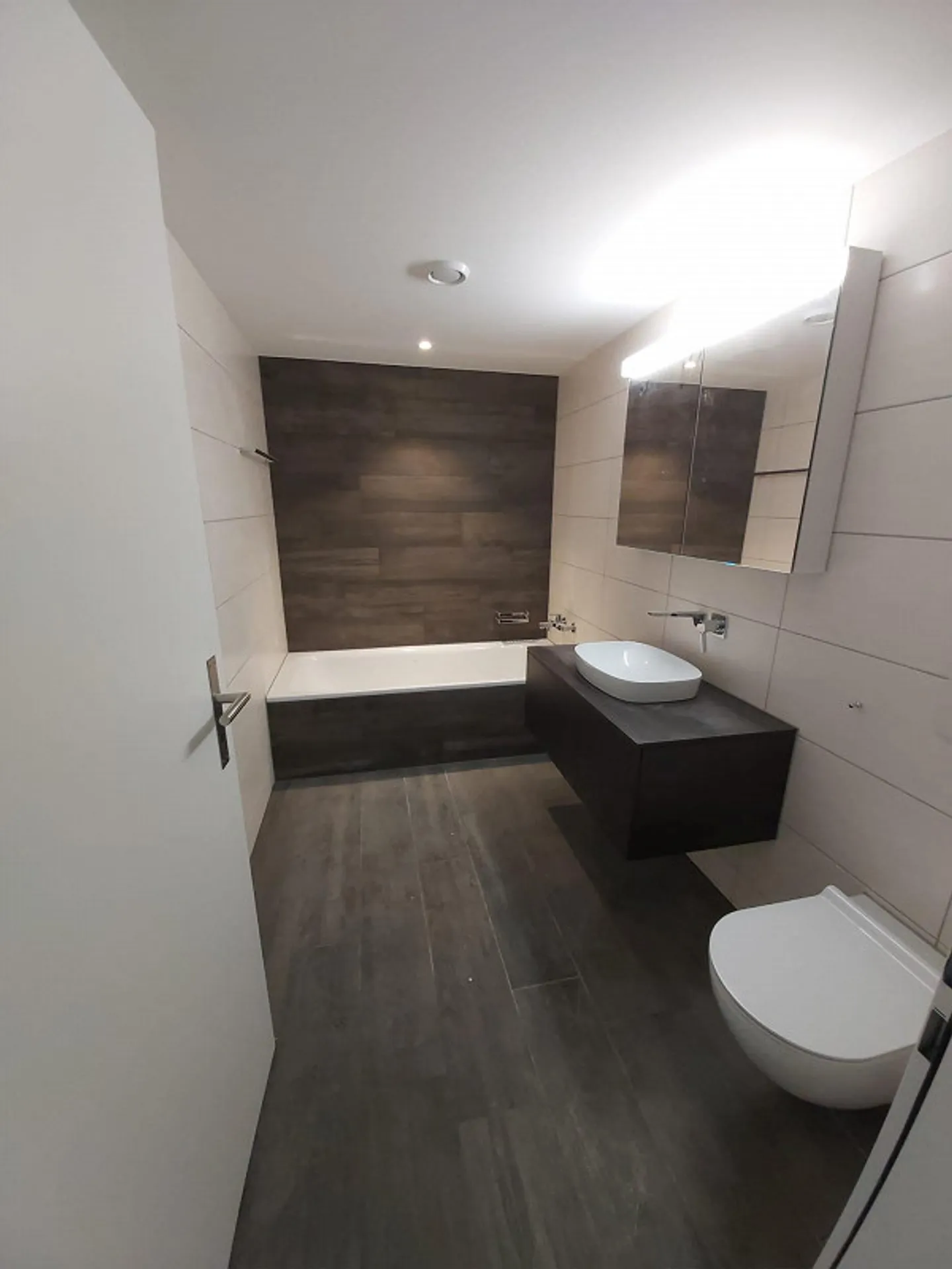 Modern 4.5-room maisonette penthouse apartment 135m2 - Photo 8 of 15