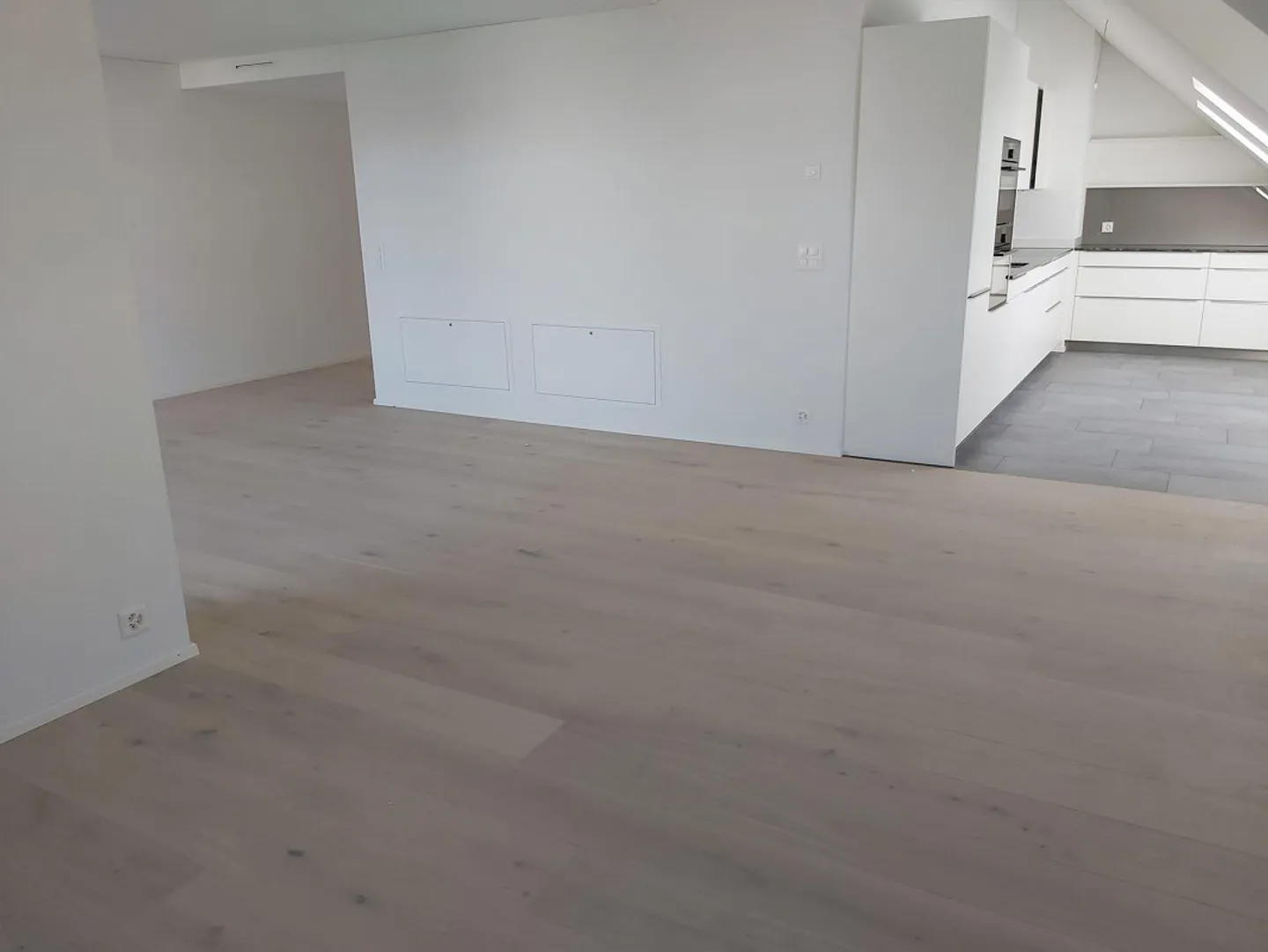 Modern 4.5-room maisonette penthouse apartment 135m2 - Photo 10 of 15