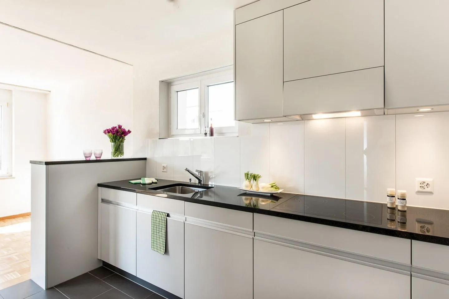 Your Goal - Dream Apartment - Photo 2 of 7