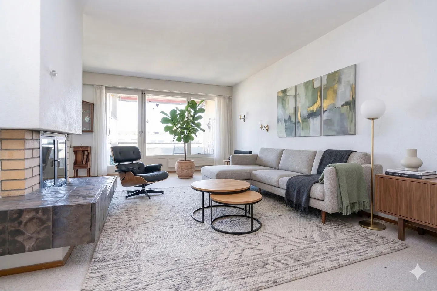 Appartamento all'ultimo piano con balcone - Foto 3 di 12