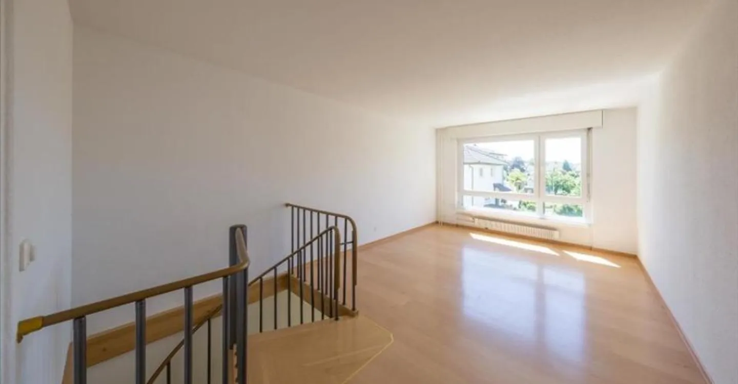 Maisonette apartment with seating area - Photo 5 of 5