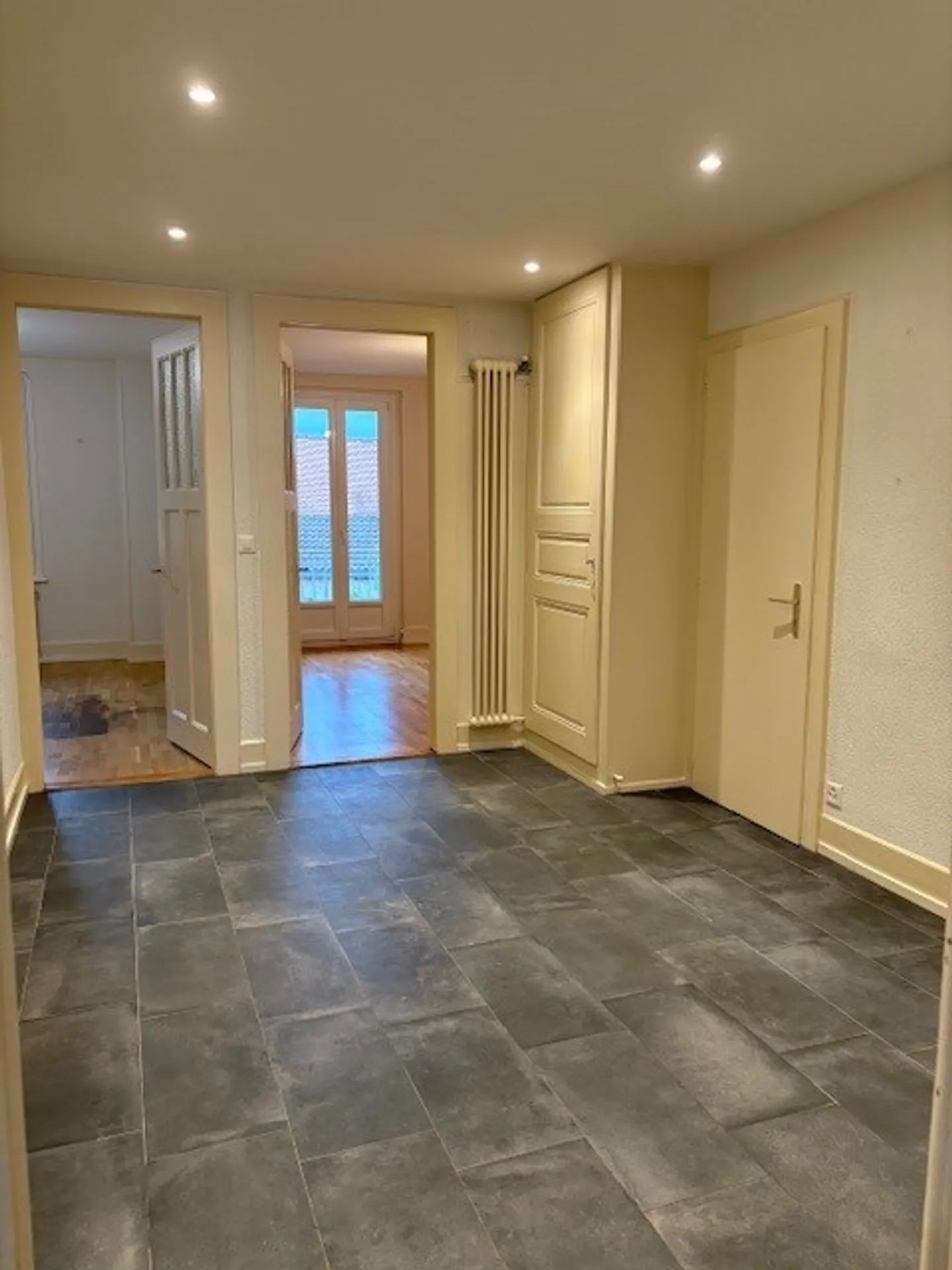 Appartamento 3.5 stanze - Foto 1 di 8