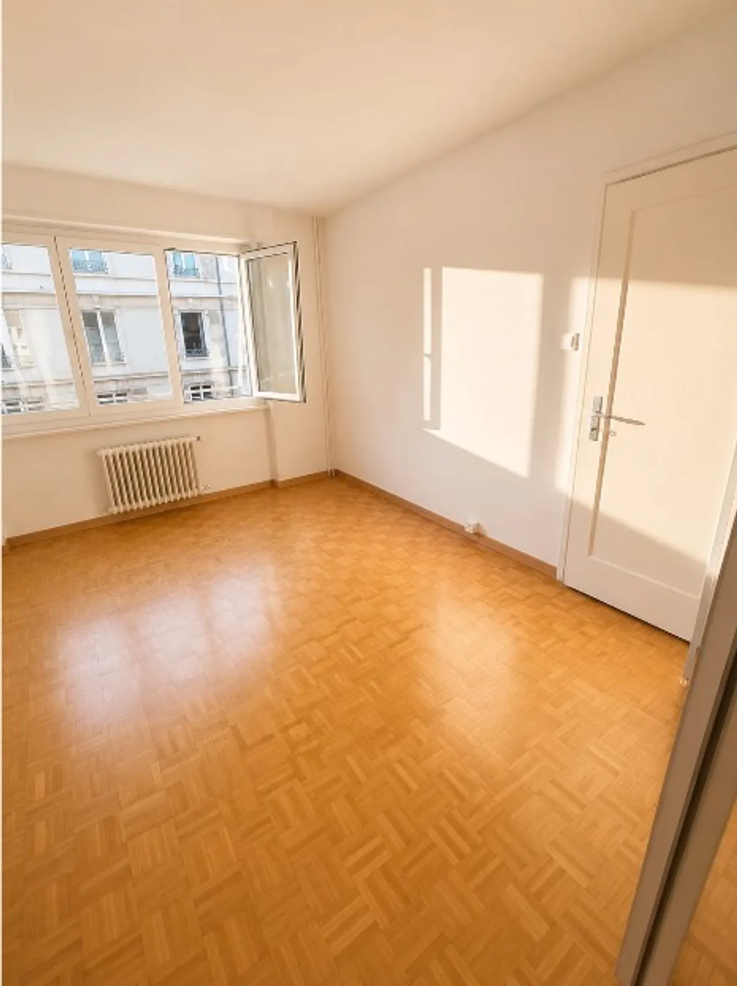 Charmant appartement 2.5 pièces - Photo 5 sur 8