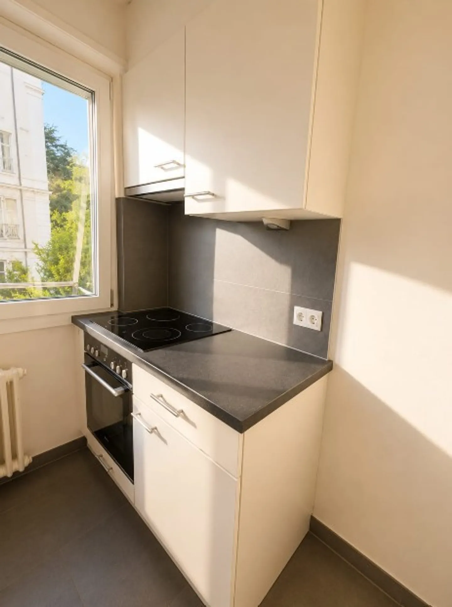Charmant appartement 2.5 pièces - Photo 3 sur 8