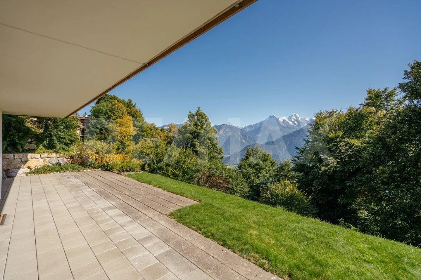 Dein Platz in der ersten Reihe - wohnen über dem Alltag ! - Foto 3 von 13