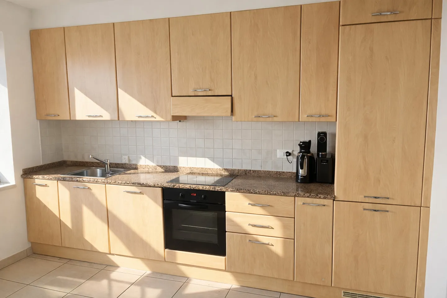 Appartement Charmant avec Vue sur le Lac - Photo 4 sur 9