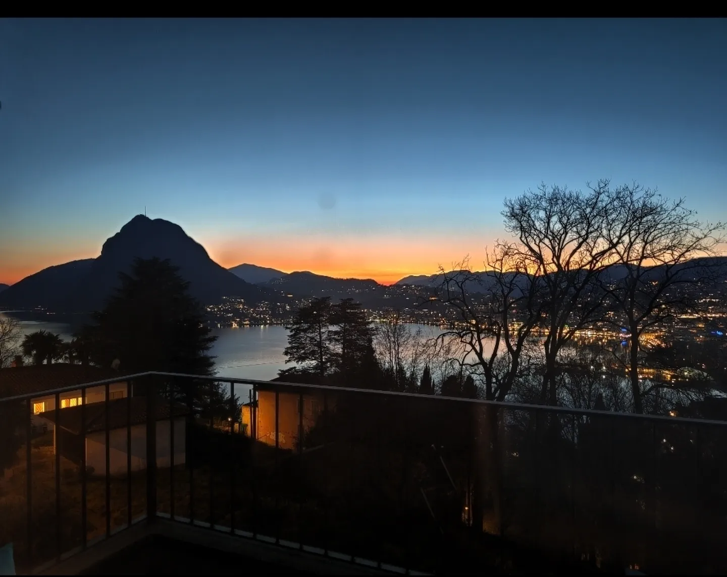 Appartement Charmant avec Vue sur le Lac - Photo 9 sur 9