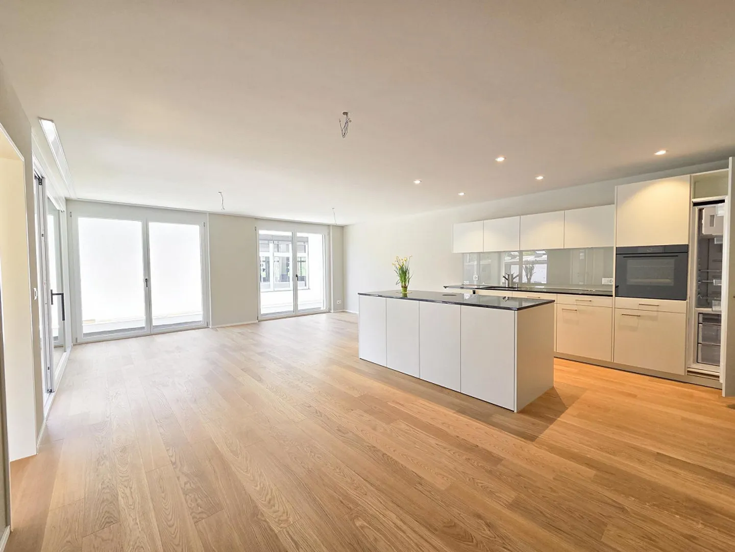 Large 3.5 and 4.5 Room New Apartments in Idyllic Location - Photo 1 of 30