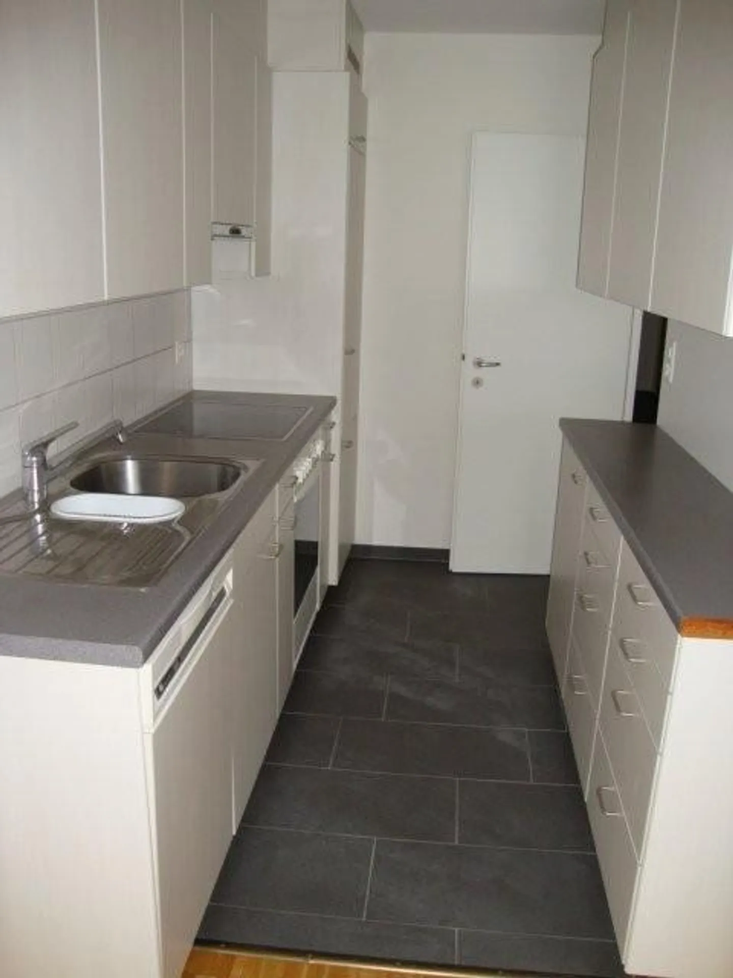 Bell'appartamento luminoso, limitato fino al 31.03.2207 - Foto 9 di 9