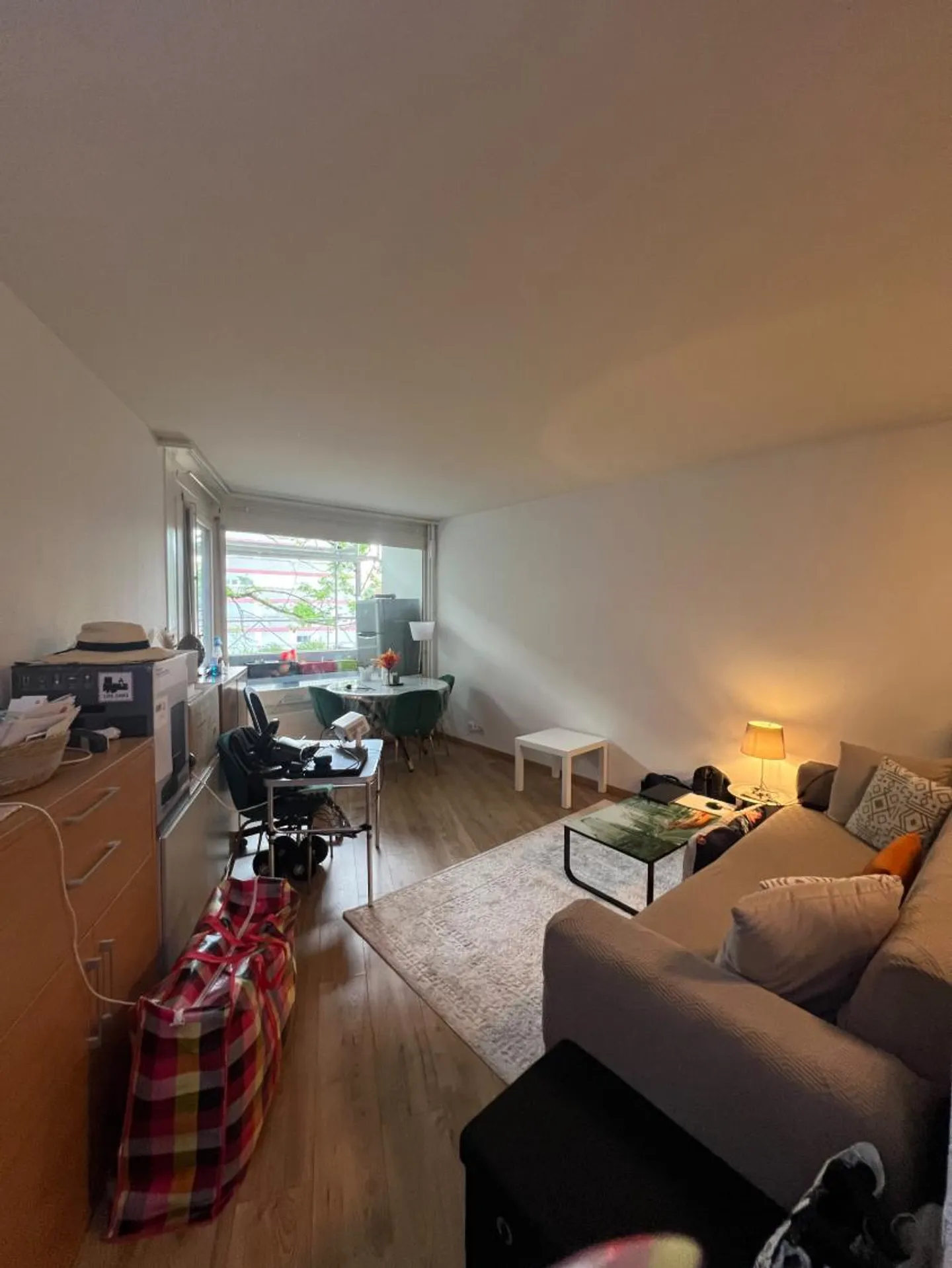 Charmant appartement 3 pièces - Photo 2 sur 9