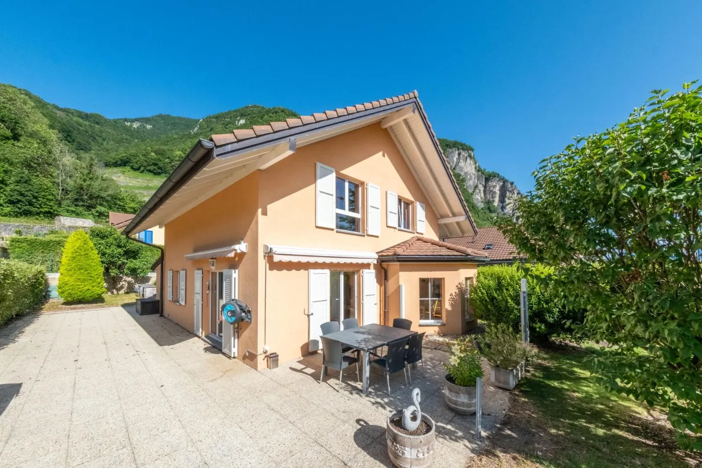 Einzelvilla 5.5 in Vouvry - Foto 1 von 12