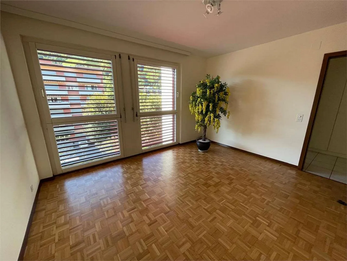 Zu vermieten 2.5 Zimmer Wohnung in Agno - Foto 2 von 3