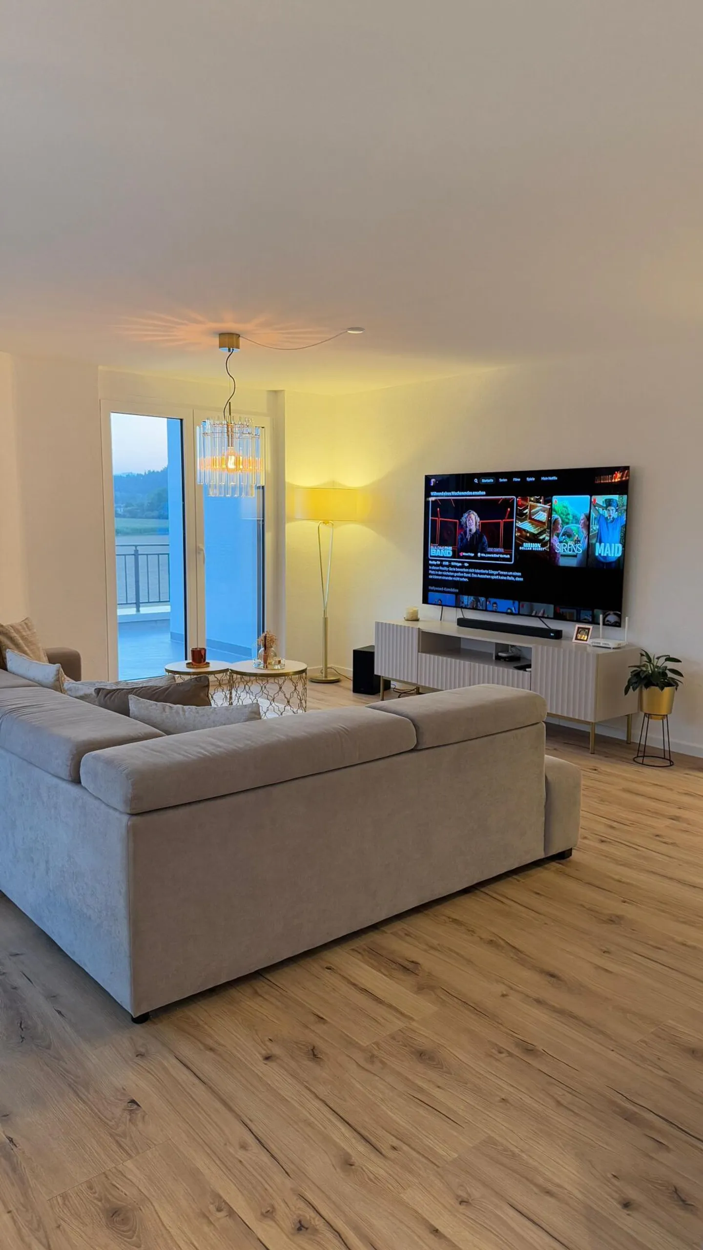Appartamento attico di 4,5 stanze con bella terrazza e vista! - Foto 5 di 14