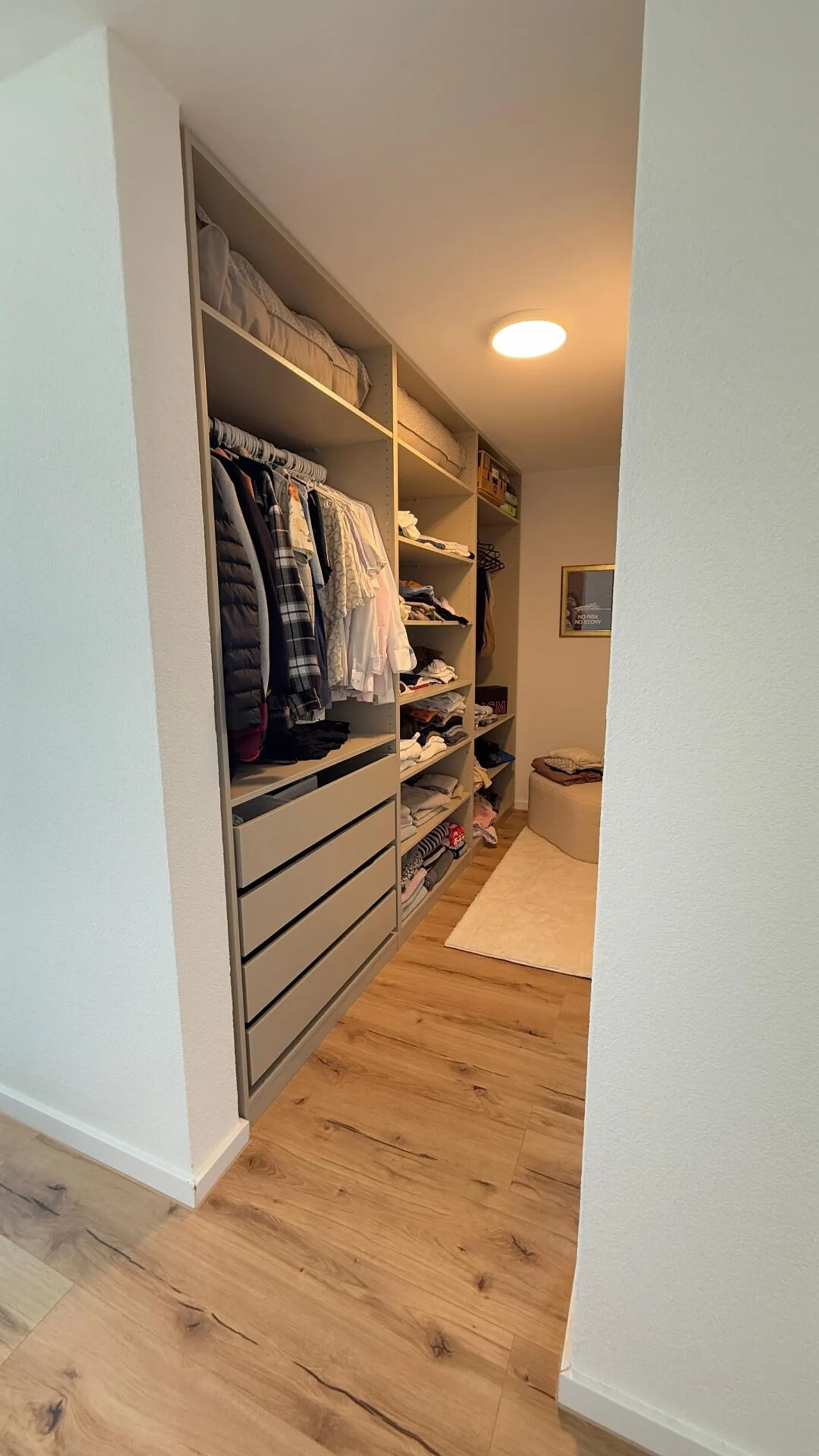 Appartamento attico di 4,5 stanze con bella terrazza e vista! - Foto 12 di 14