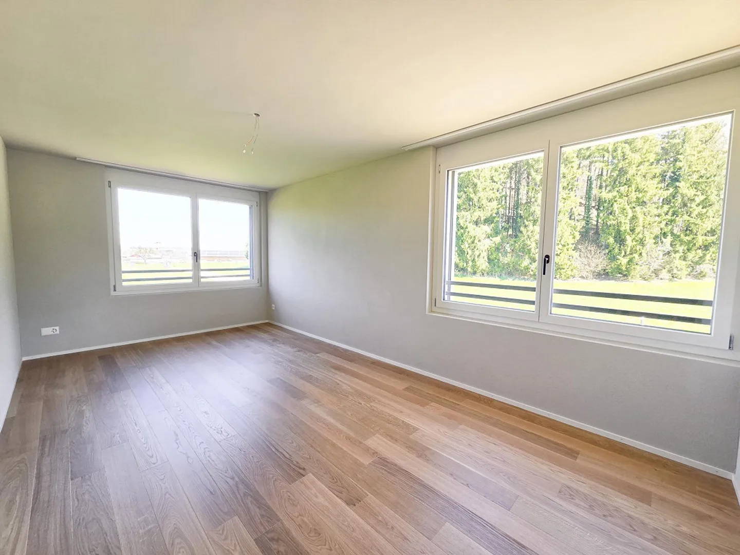 Large 3.5 and 4.5 Room New Apartments in Idyllic Location - Photo 11 of 30