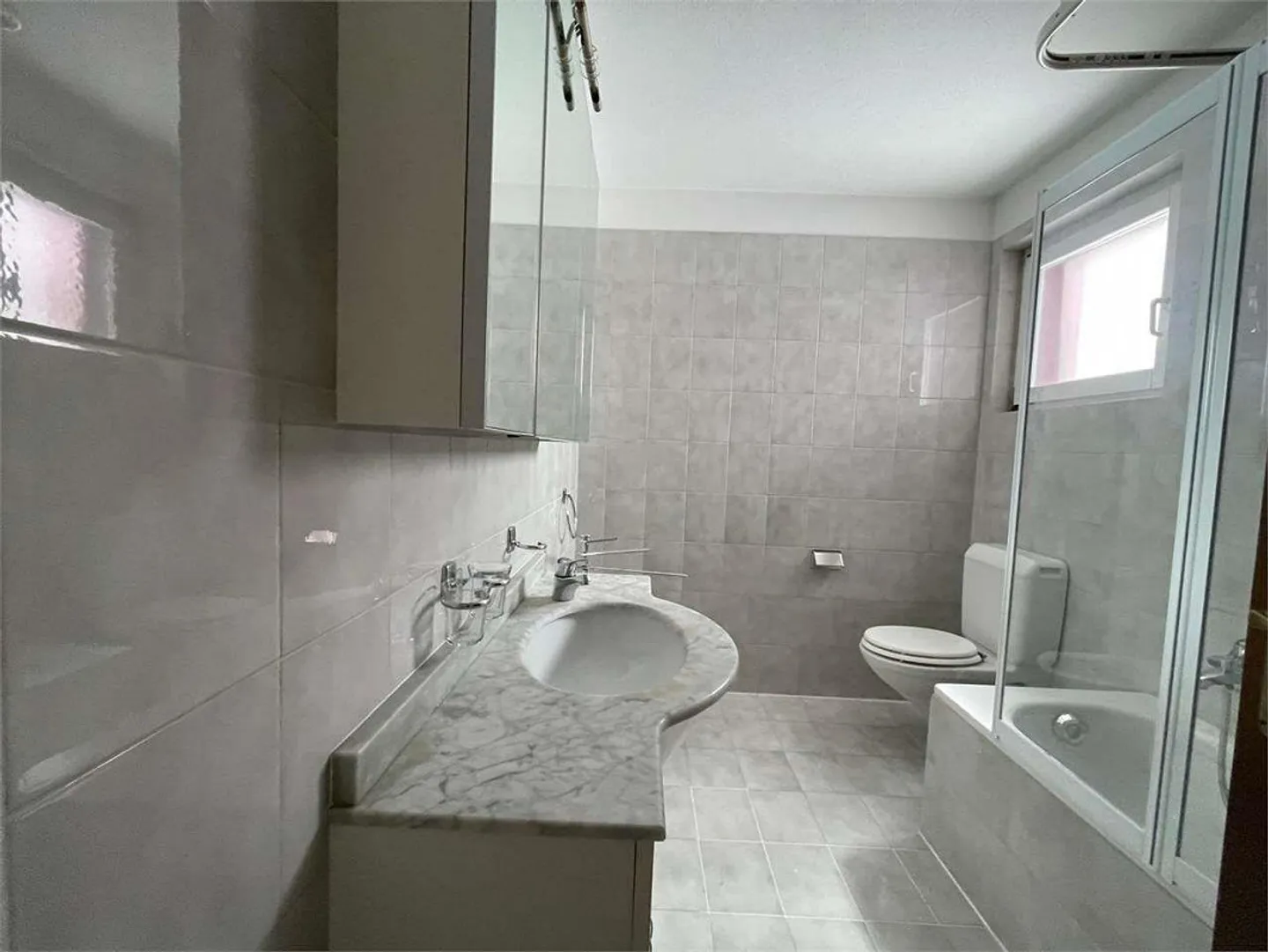 Zu vermieten 2.5 Zimmer Wohnung in Agno - Foto 3 von 3