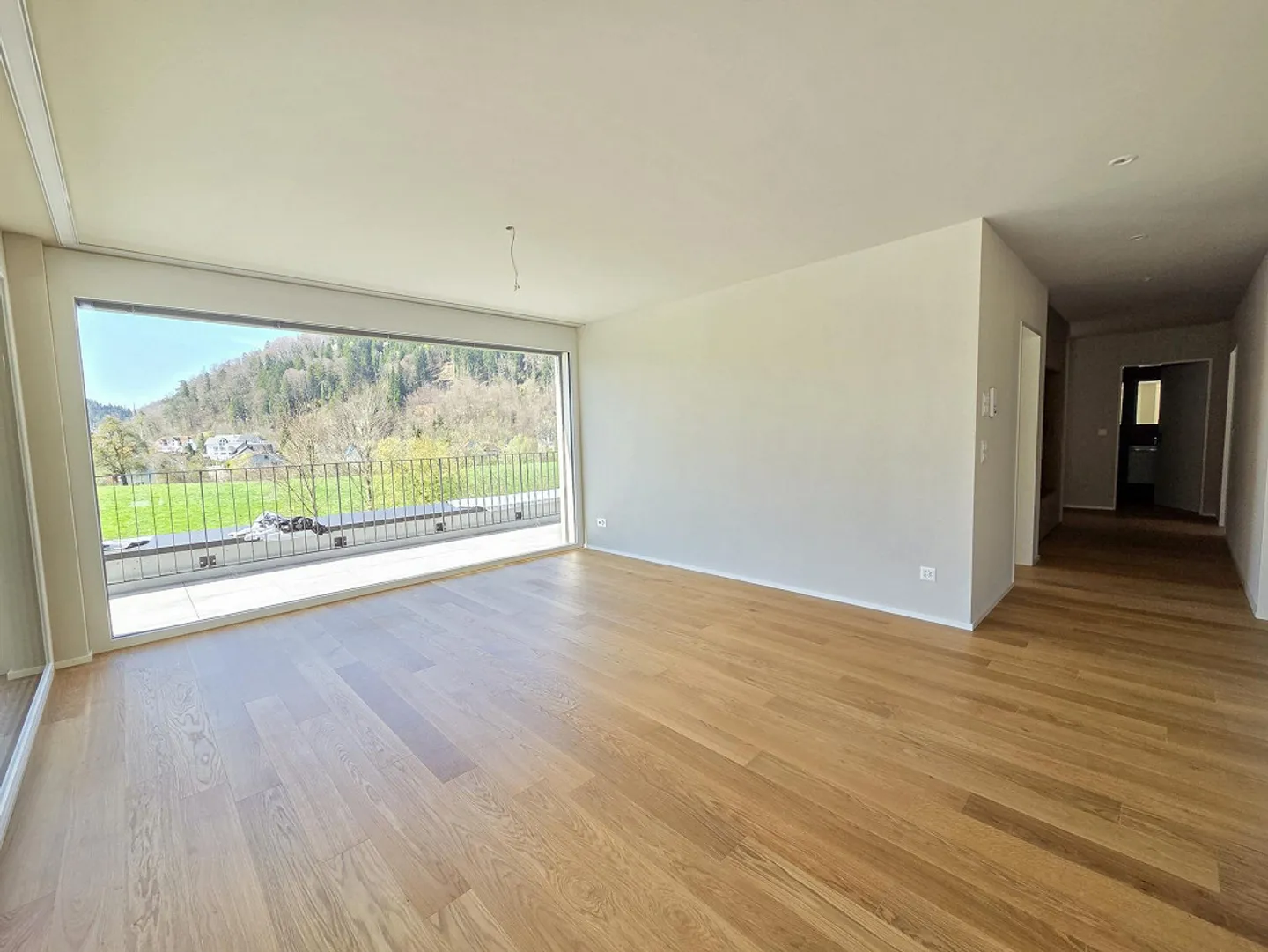 Large 3.5 and 4.5 Room New Apartments in Idyllic Location - Photo 21 of 30