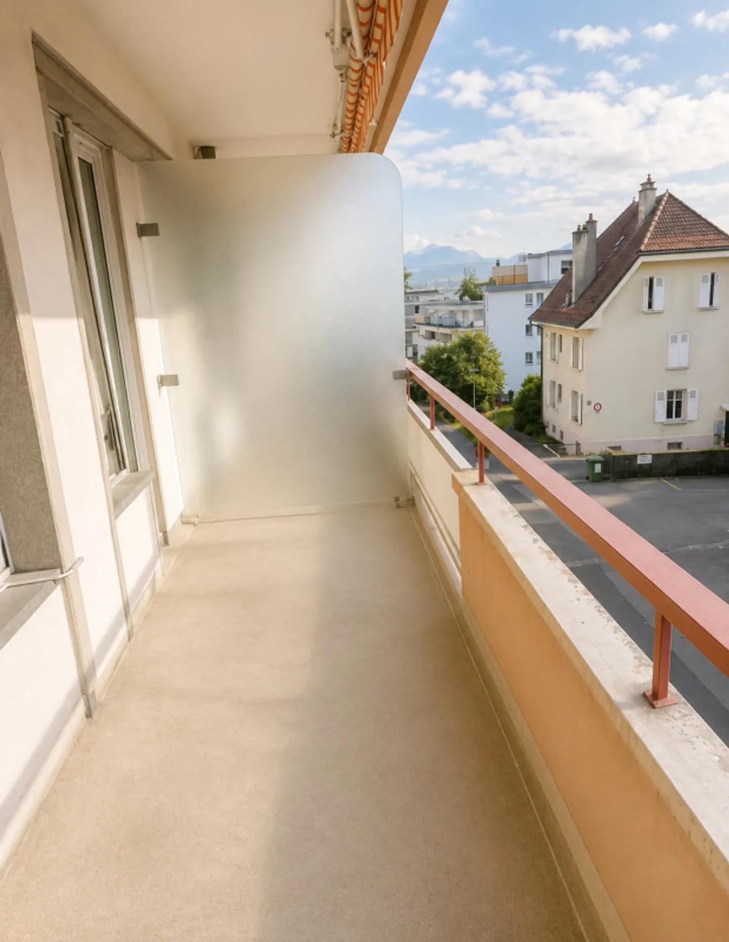 Charmante 2.5-Zimmer-Wohnung - Foto 6 von 6
