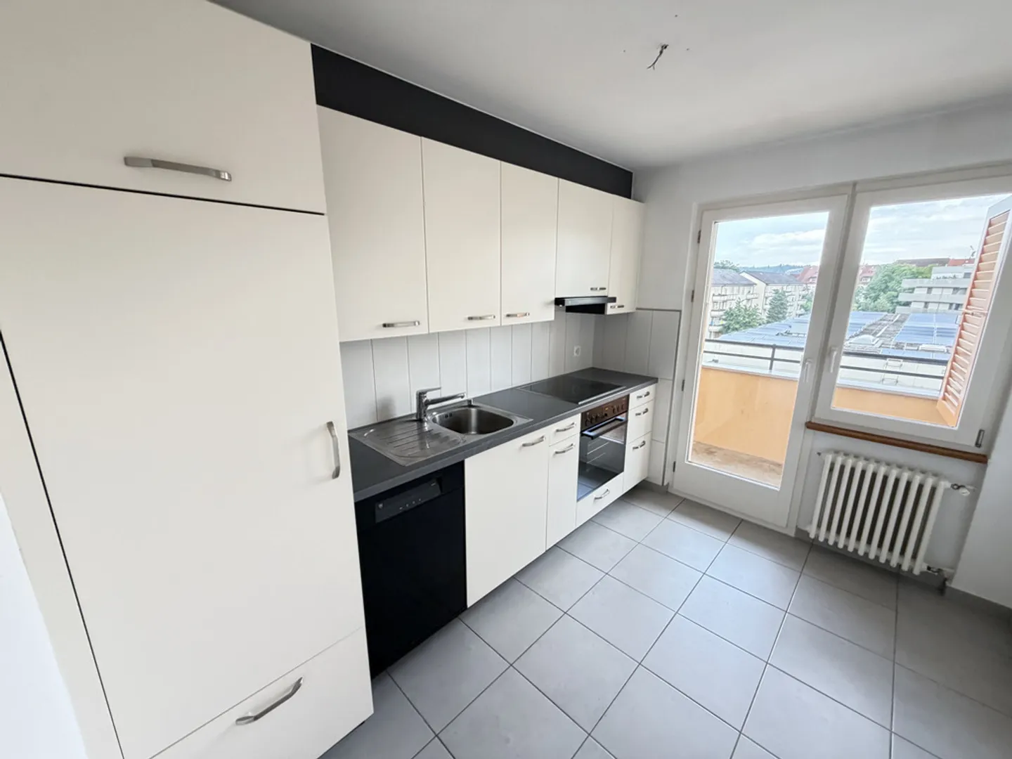 Appartement Charmant dans un Endroit Calme - Photo 4 sur 11