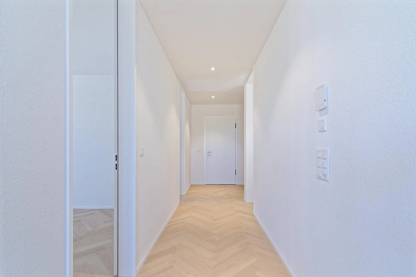 First occupancy - 4.5-room apartment on the 1st floor with a wide view - Photo 14 of 23