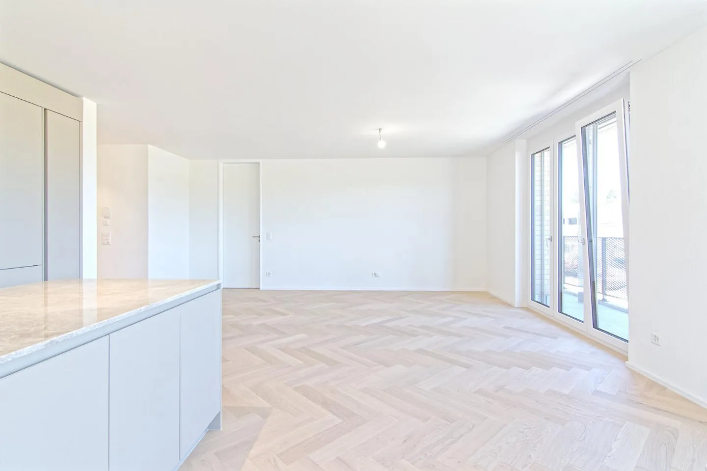First occupancy - 4.5-room apartment on the 1st floor with a wide view - Photo 17 of 23