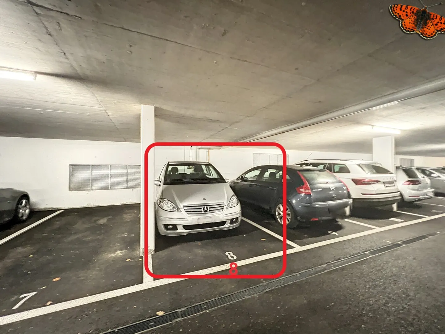 Cormanon - Posto auto interno - Foto 2 di 3