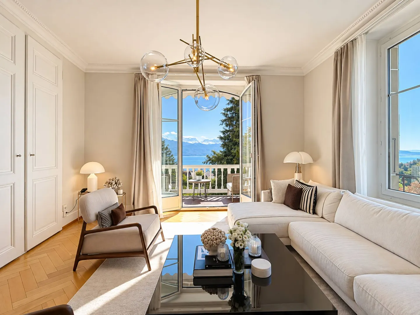 Appartement Charmant avec Vue sur le Lac - Photo 1 sur 13