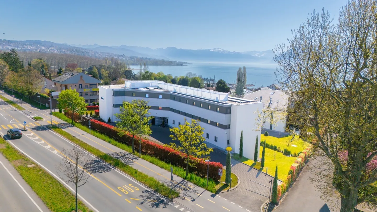 Studi arredati di alta qualità in affitto di fronte all'EPFL - Foto 6 di 9
