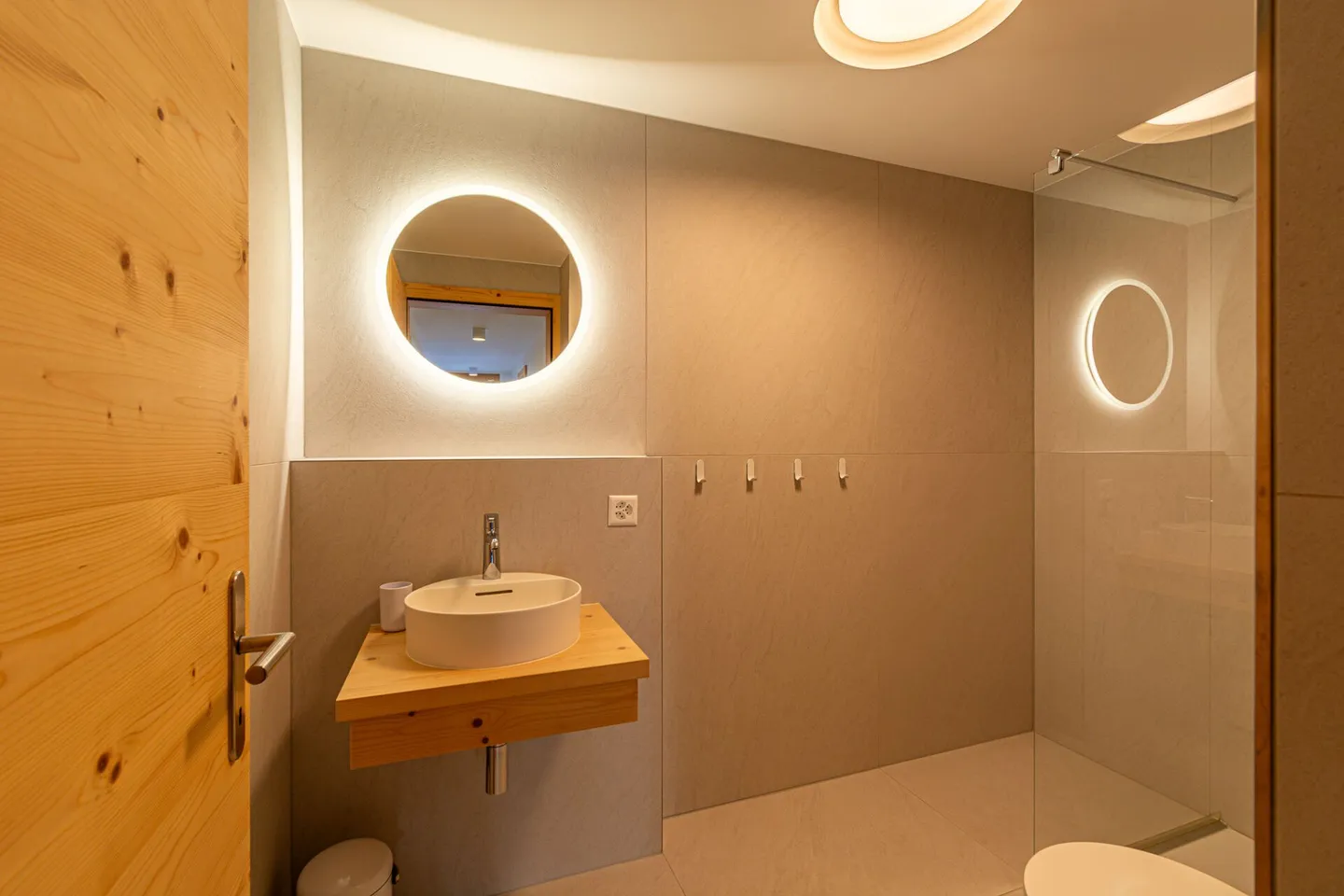 L'anniversaire des 40 ans de Last Christmas de WHAM! a été enregistré dans ce penthouse ; venez voir pourquoi ! - Photo 35 sur 50