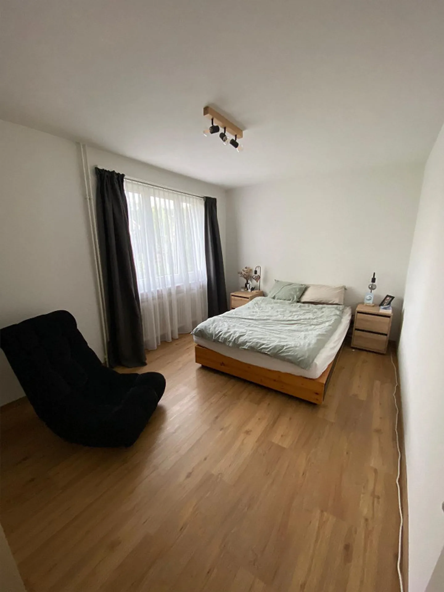 Charming 3-Room Apartment - Photo 8 of 12