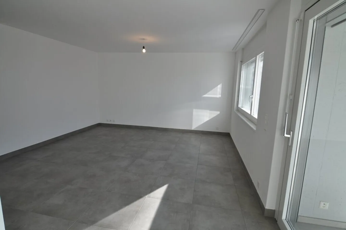 À saisir ! Splendide appartement dans le quartier de Vissigen ! - Photo 2 sur 8