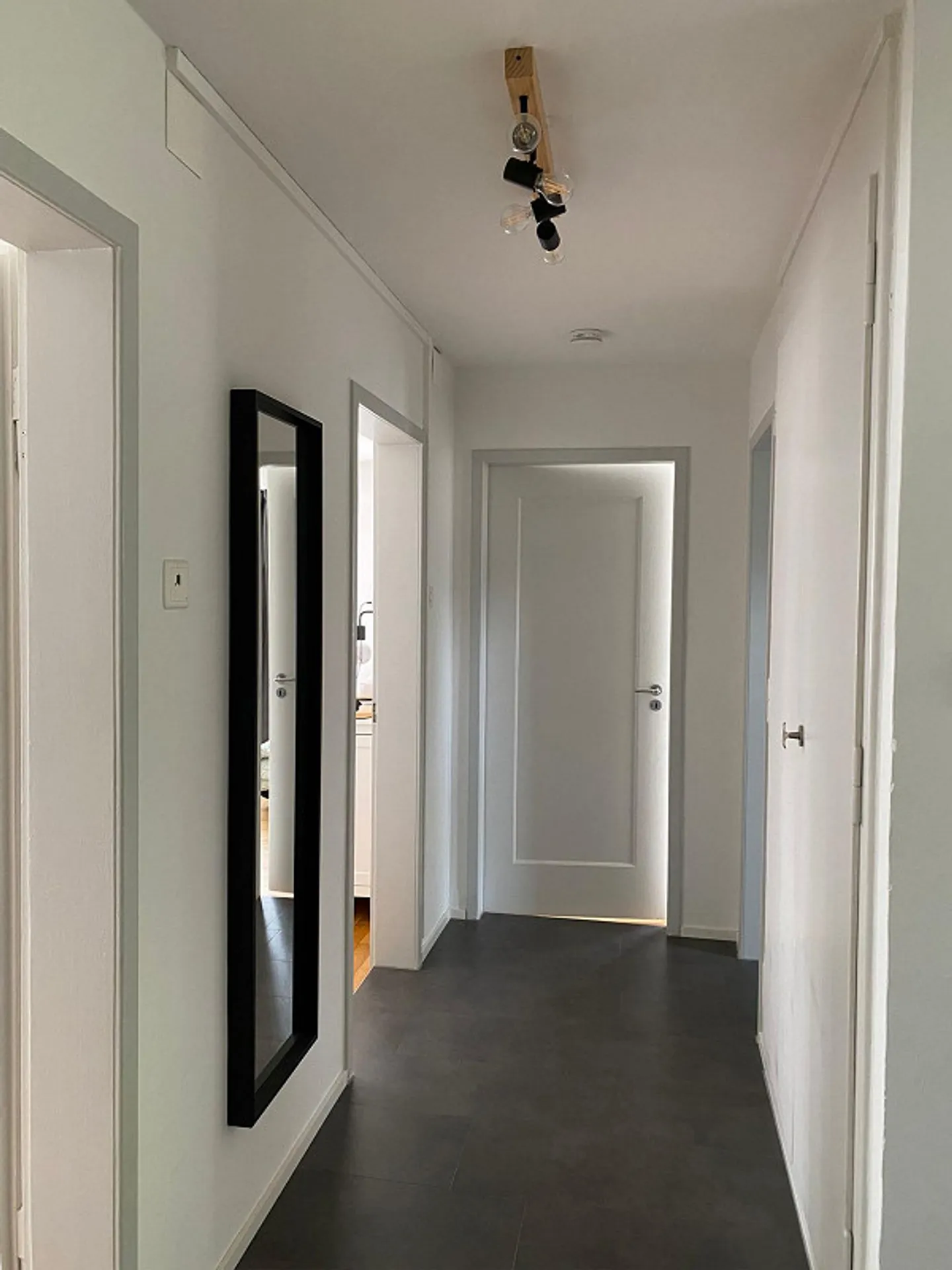 Charming 3-Room Apartment - Photo 10 of 12