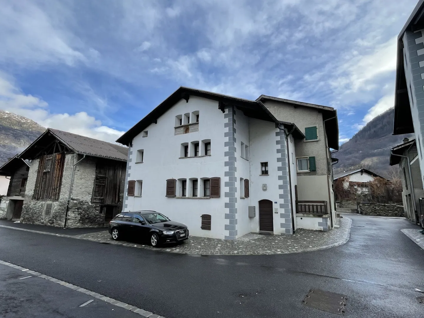 Historical Patrician House in Turtmann - First Mention in 1575 - Photo 1 of 38