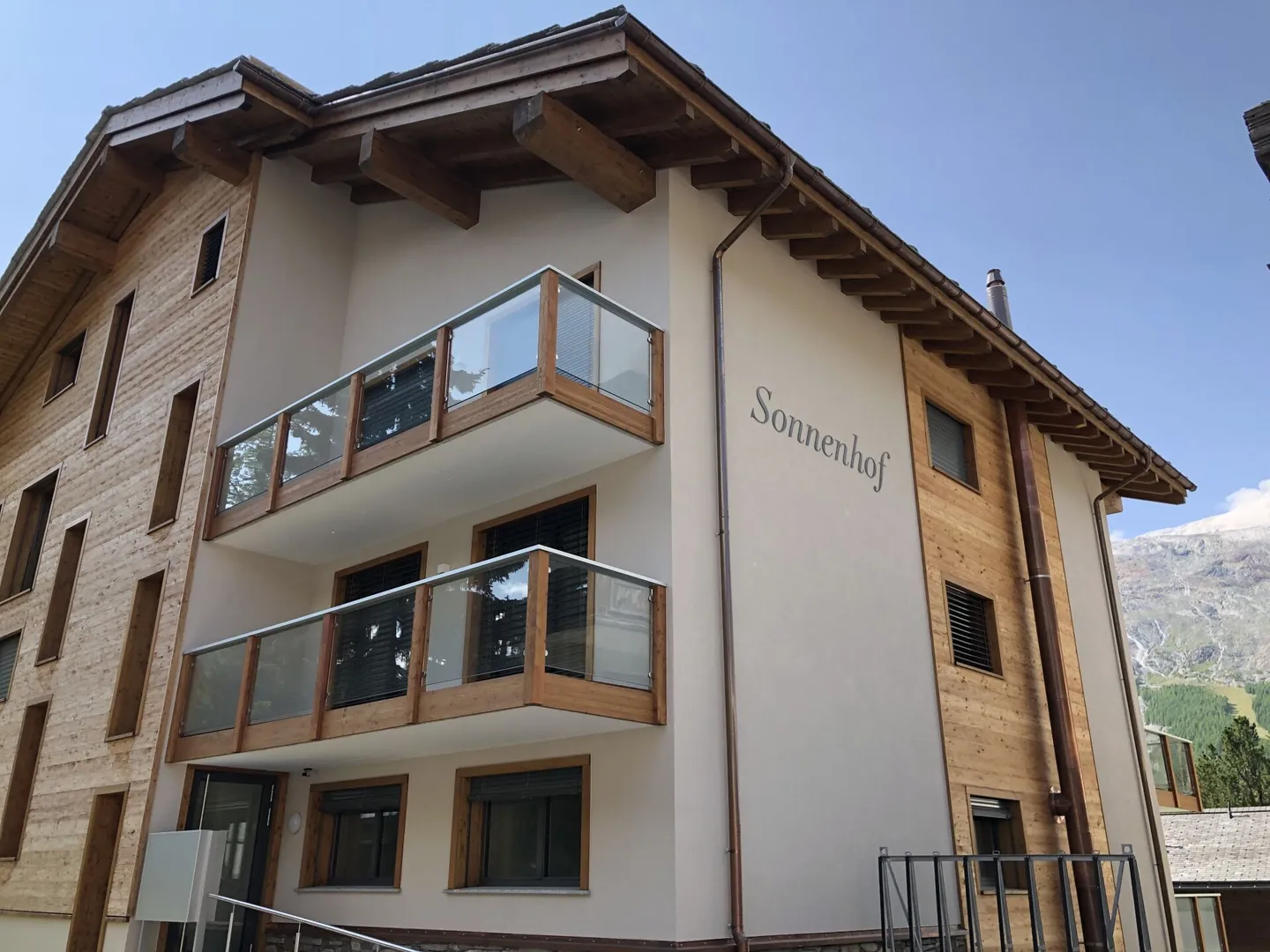 L'anniversaire des 40 ans de Last Christmas de WHAM! a été enregistré dans ce penthouse ; venez voir pourquoi ! - Photo 42 sur 50