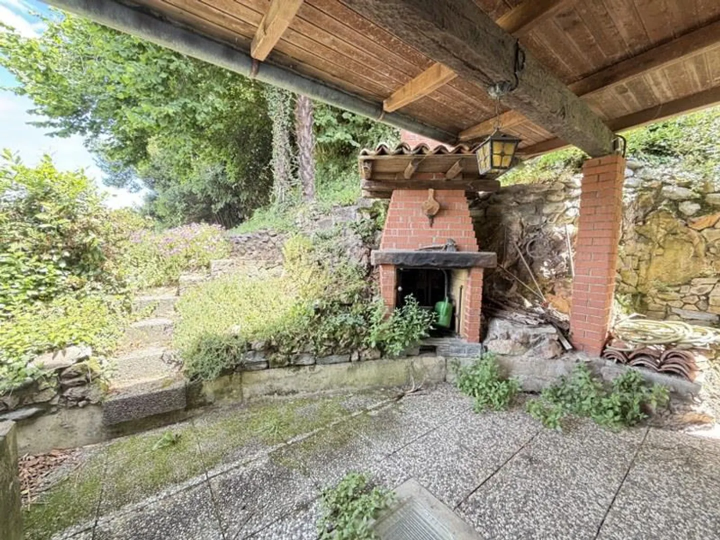 MAISON INDIVIDUELLE AVEC VUE PANORAMIQUE SUR LE LAC - Photo 13 sur 13