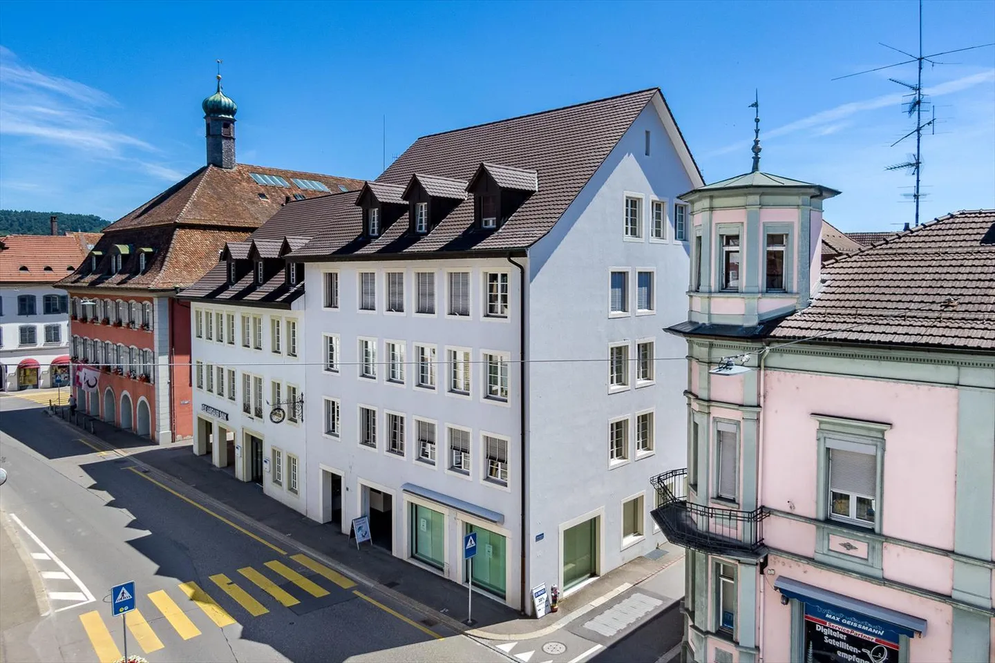 Thermalbad & Zentrum vor der Haustür – Ihr neues Zuhause in Bad Zurzach! - Foto 1 von 5