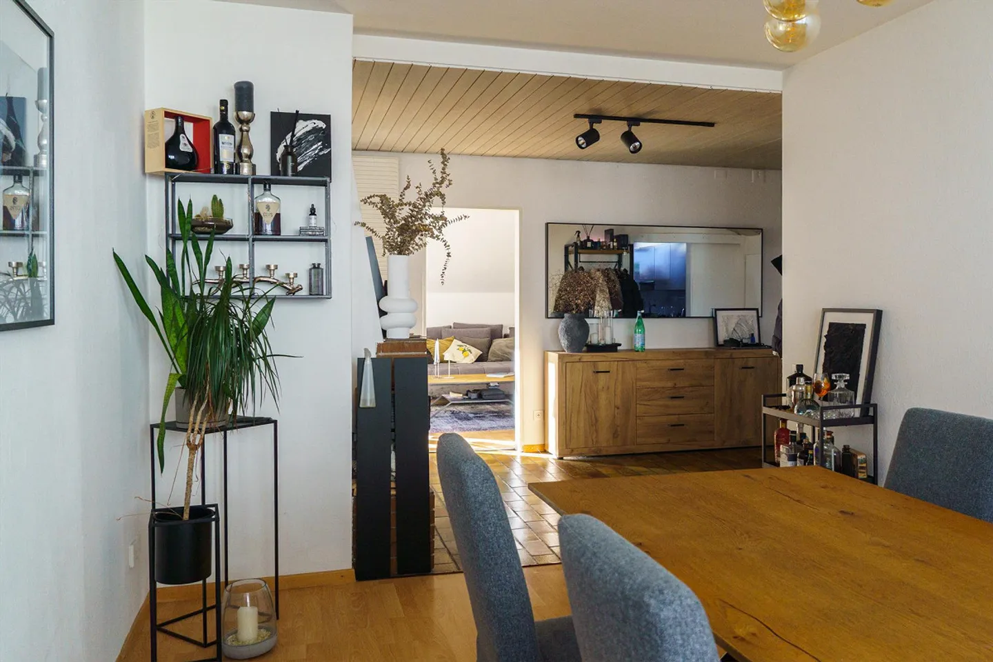 Penthouse spacieux avec vue sur la ville - Photo 5 sur 12