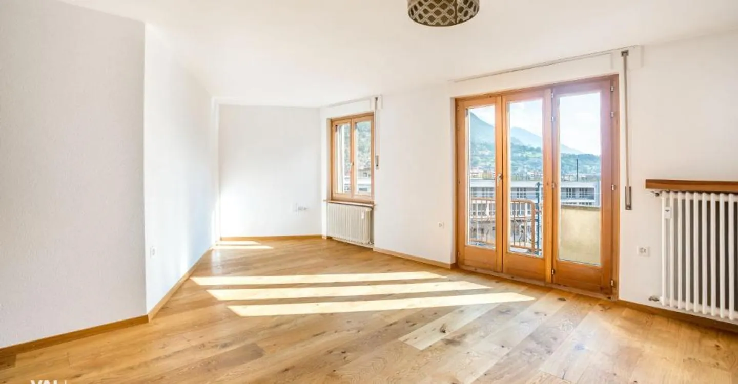 Appartement 6.5 pièces directement à la gare de Brig! - Photo 1 sur 13